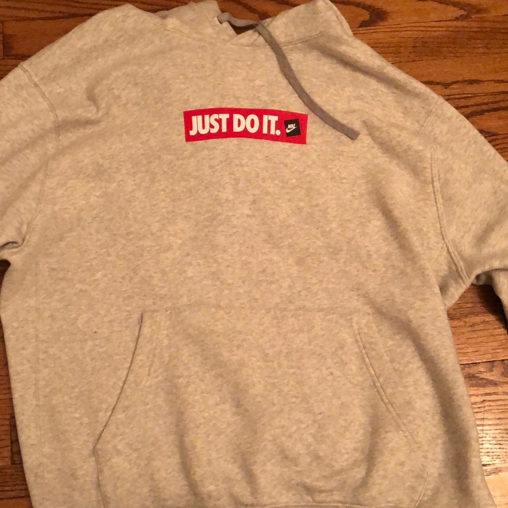 Nike sweatshirt